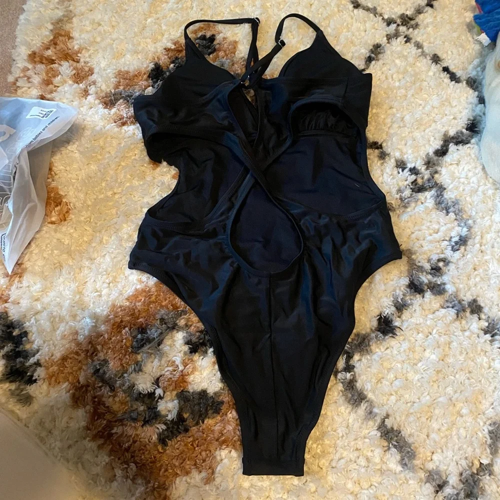 NWT kasey black cutout back one piece swimsuit - Picture 5 of 6